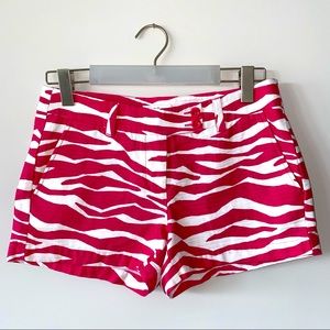 Vineyard Vines Everyday Shorts - pink zebra - Size 4